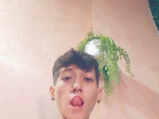 Alexxa_Horny