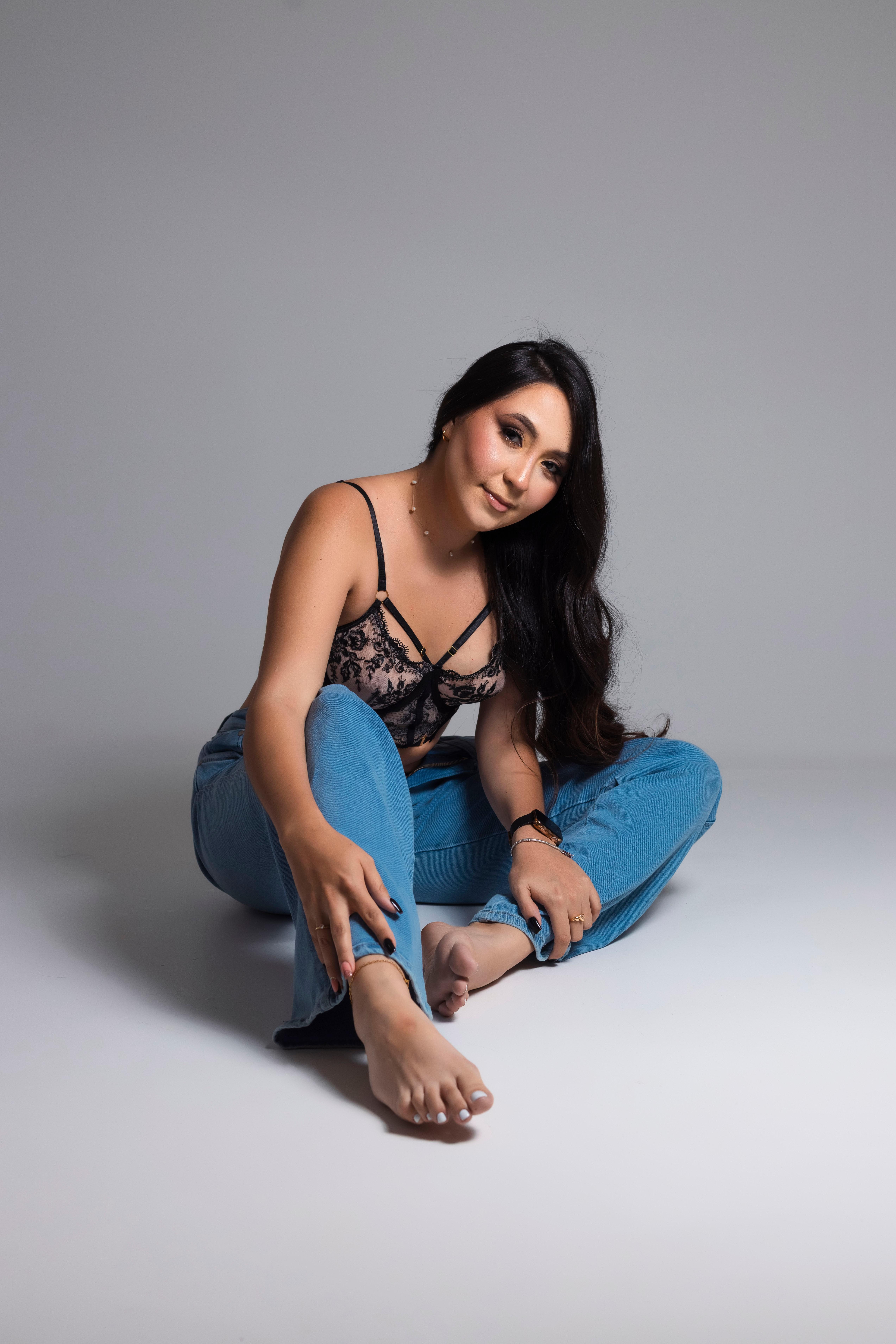 AlyssaJoness Live Image
