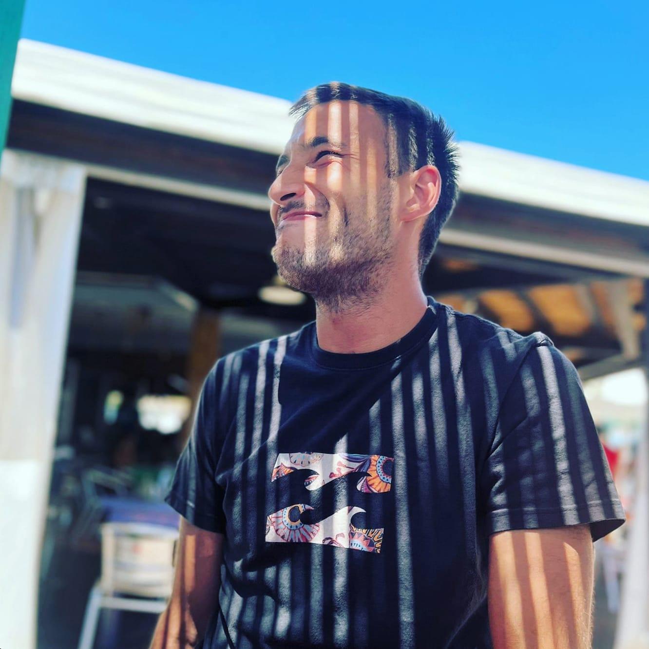 Andrewhuge94 Live Image
