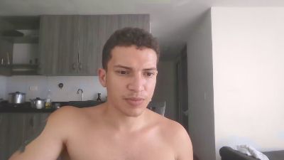 DanielHotMed Live Image