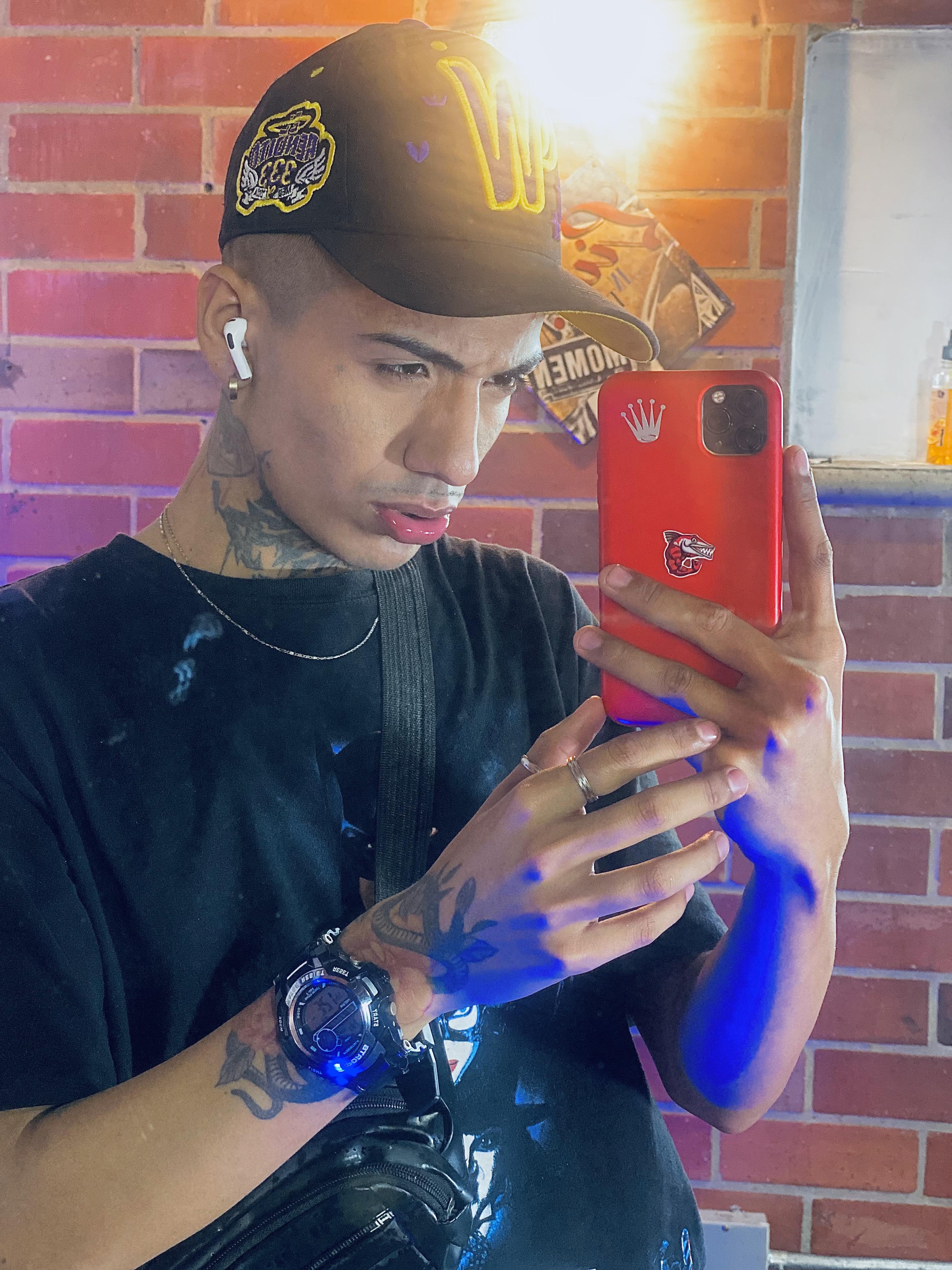 Dylandbigdick Live Image
