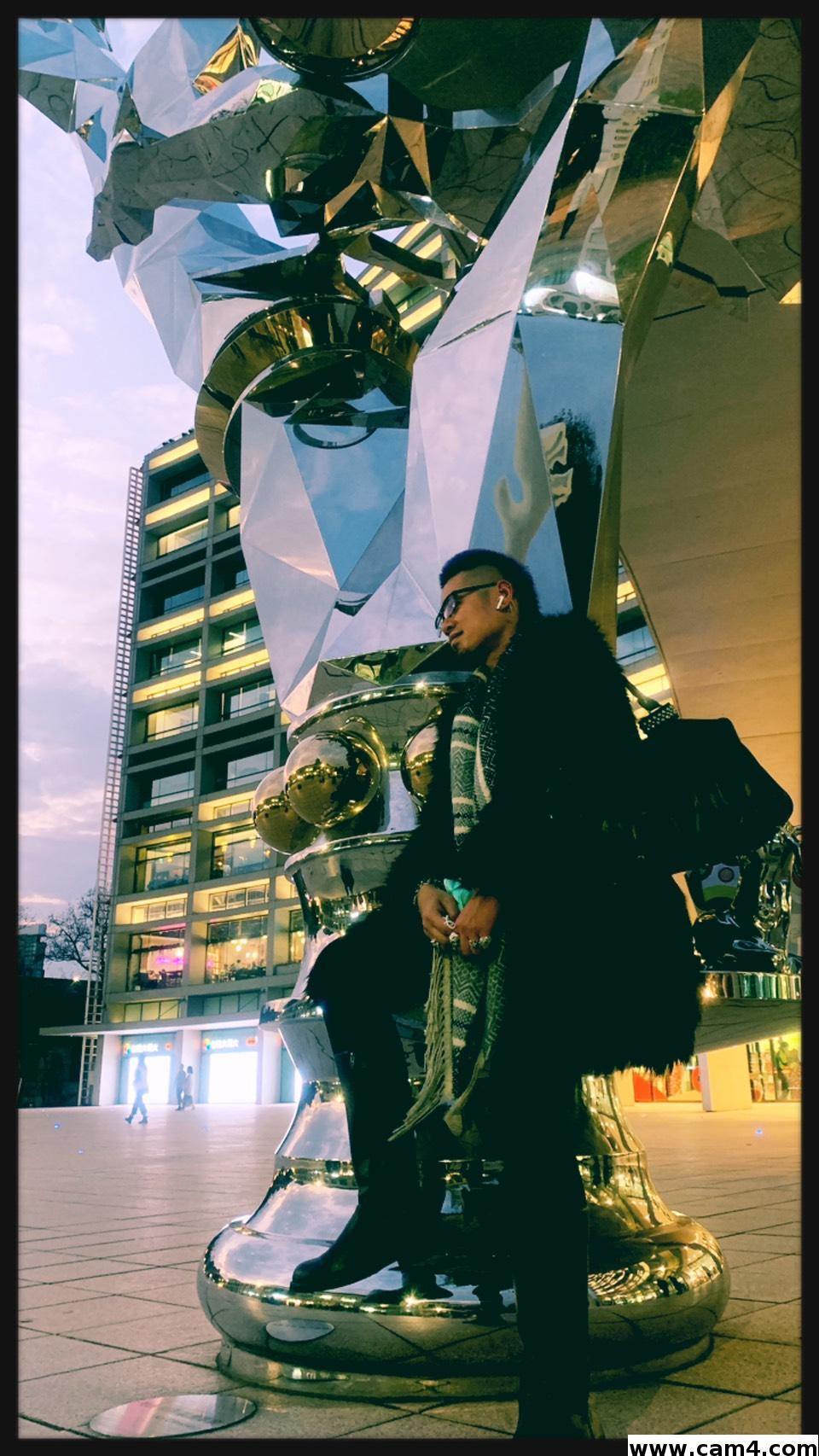 Gary19900514 Live Image