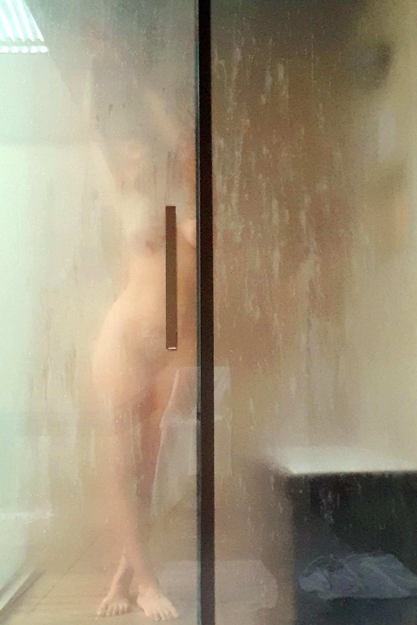Iam_Aphrodite Live Image