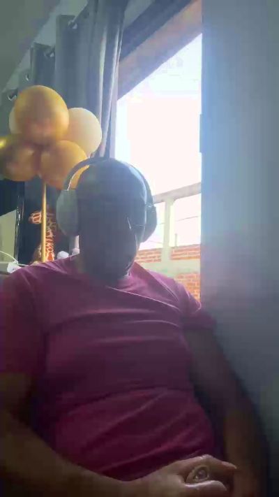 Mariachi84 Live Image