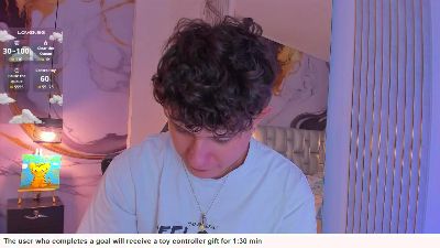 Nathan_Bluee Live Image