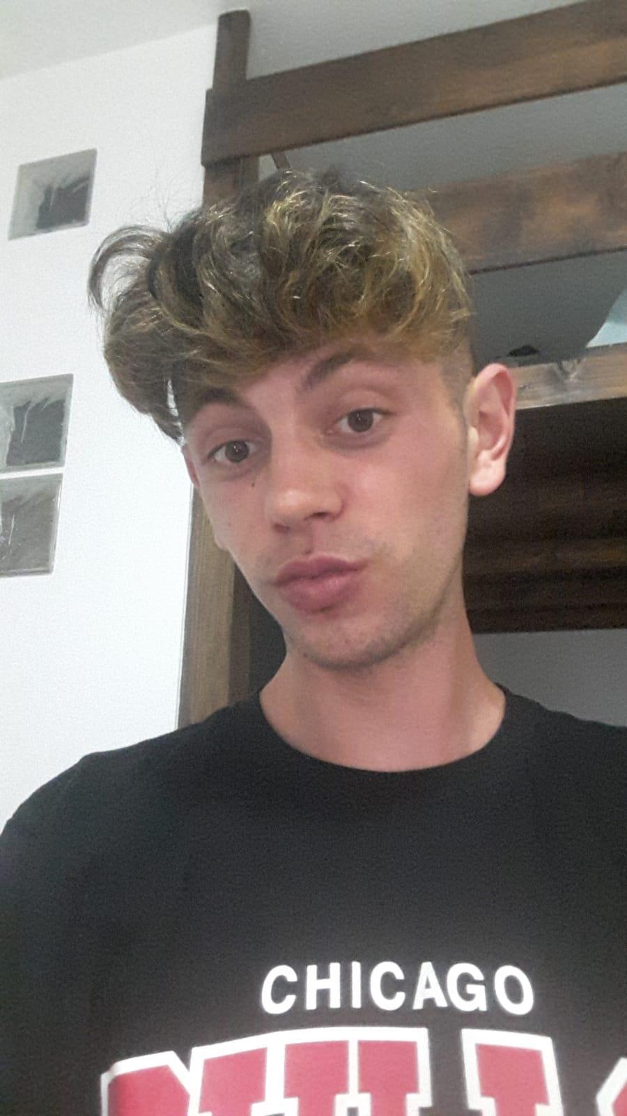 Nenepollonhot2 Live Image