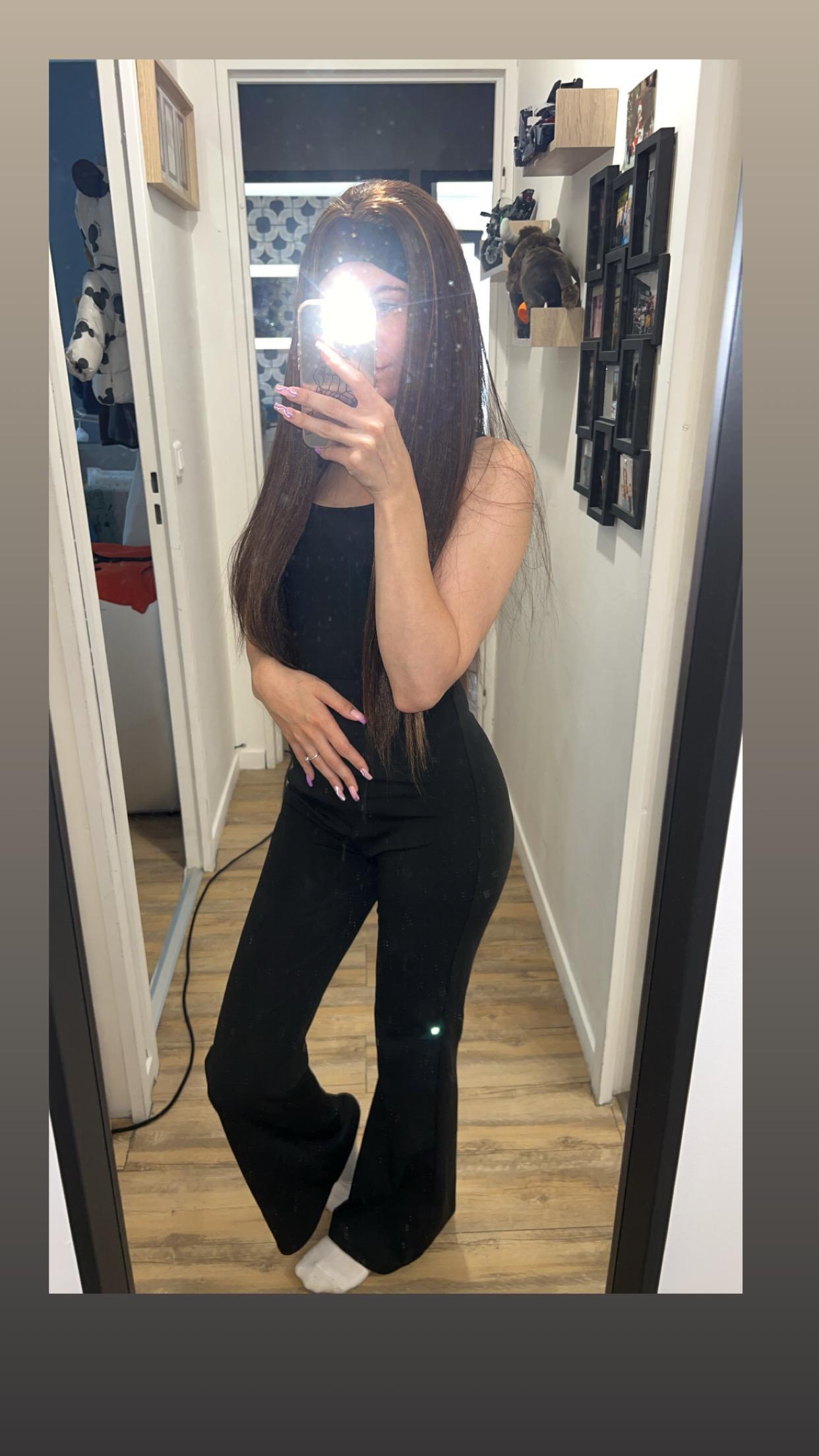 Petite_moi Live Image