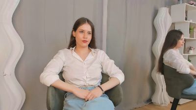 SarinaPoette Live Image