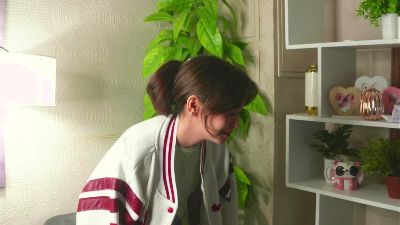 SherrieHausman Live Image