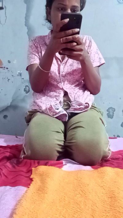 Simmi_2000 Live Image