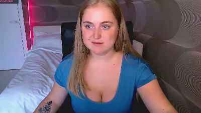 Tori_Blond Live Image