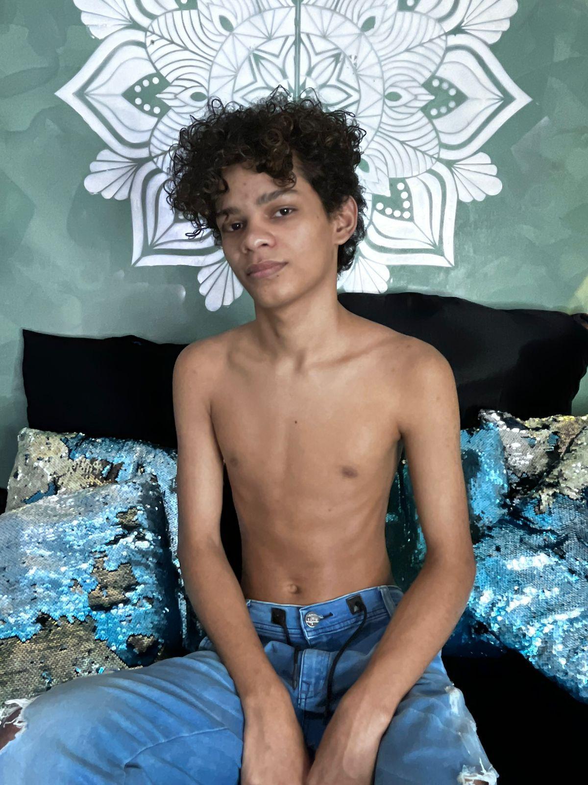 alexes_risos Live Image