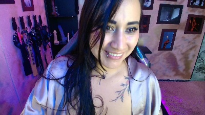 cherry_bombshe4 Live Image