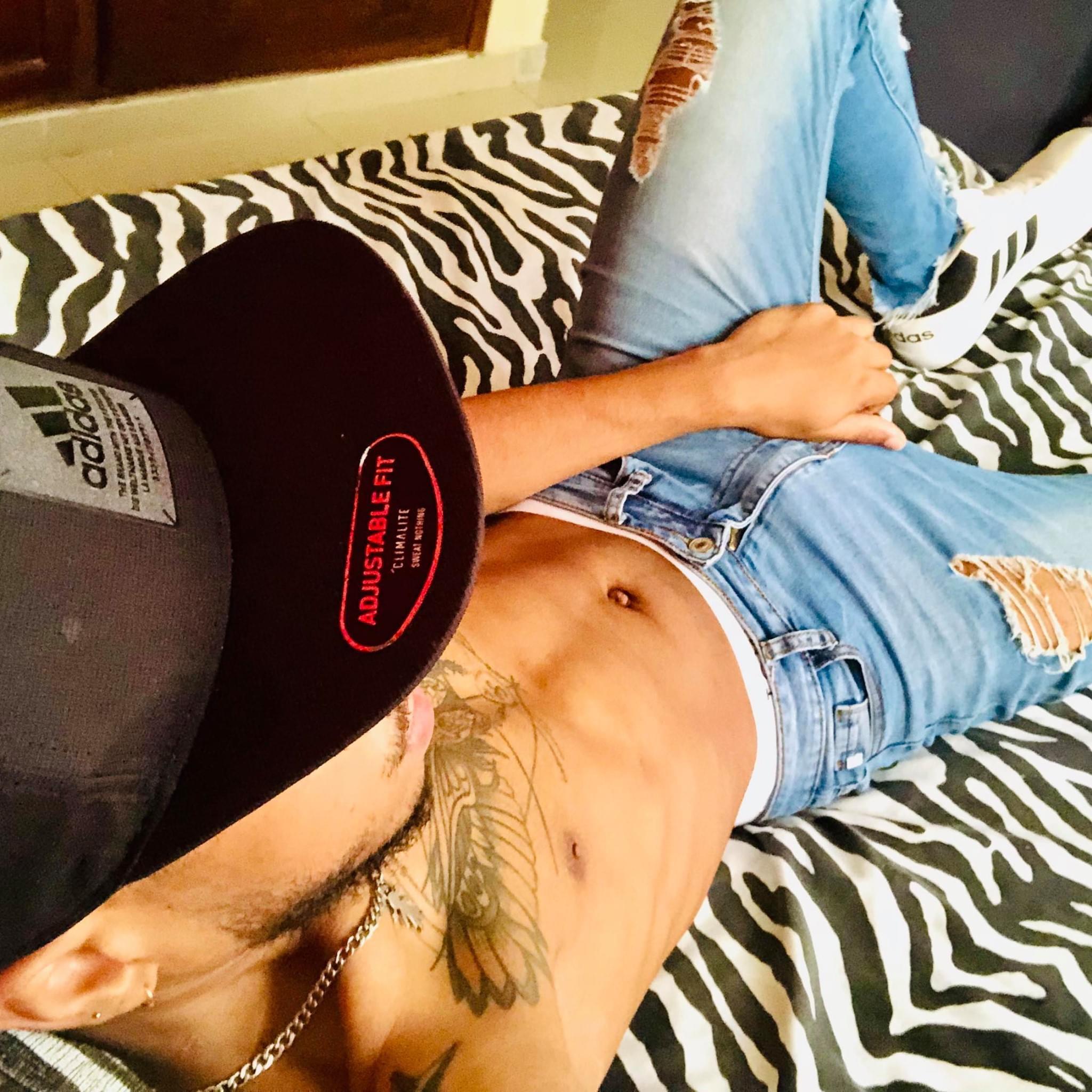 domboy7 Live Image