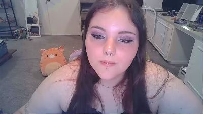 pretttypearl Live Image