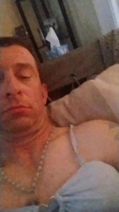 sexiboi85 Live Image