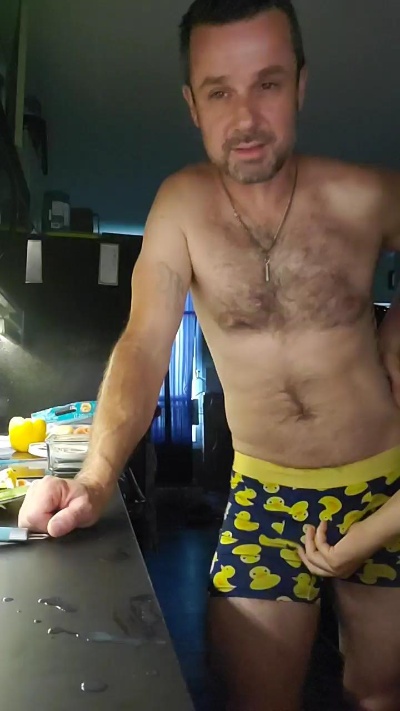 4_Fox_sakes live from Canada