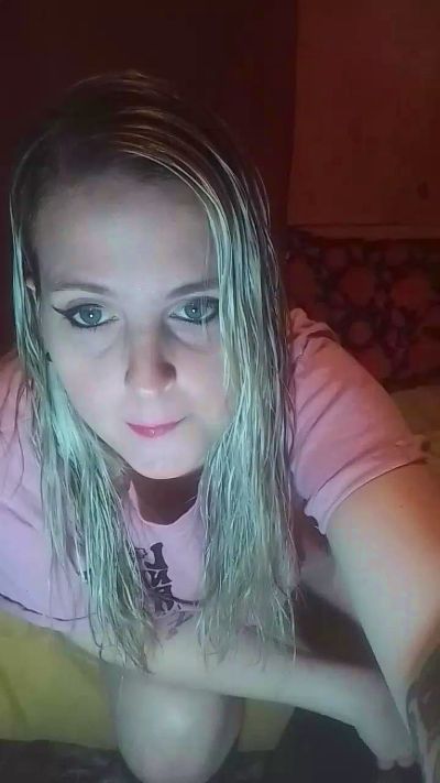 Aileen1993 live from Argentina