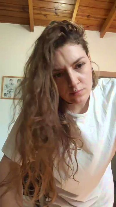 Almita02 live from Argentina