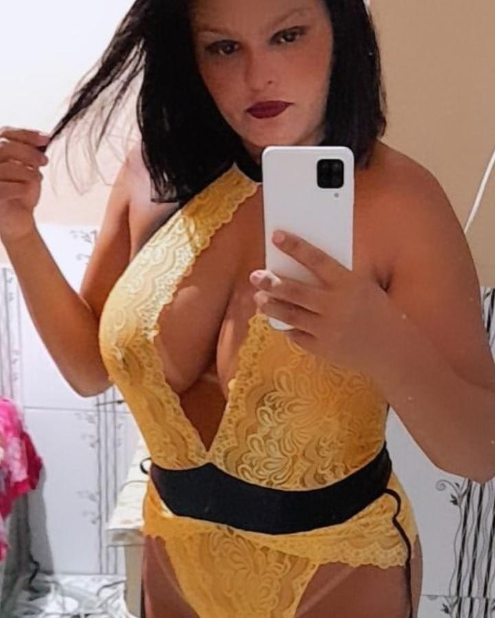 Anne_Moreninha live from Brazil