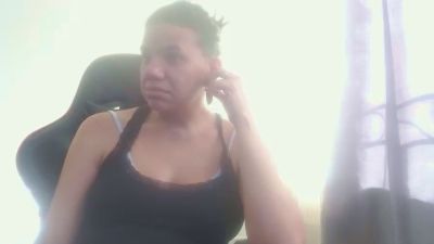 Ariannalovel live from Colombia