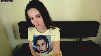 AsisMiss_ live from United States