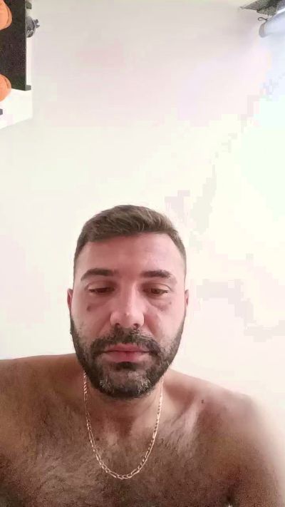 Axel_ct live from Italy