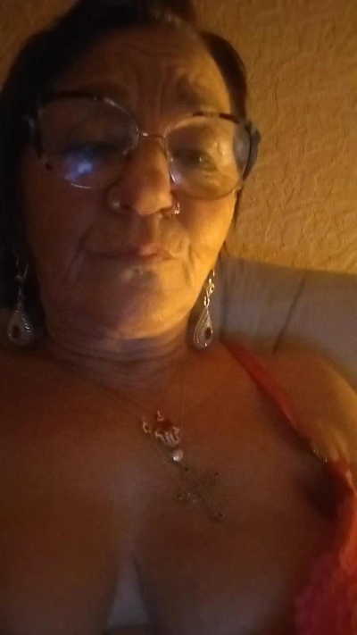 Babylove54 live from France