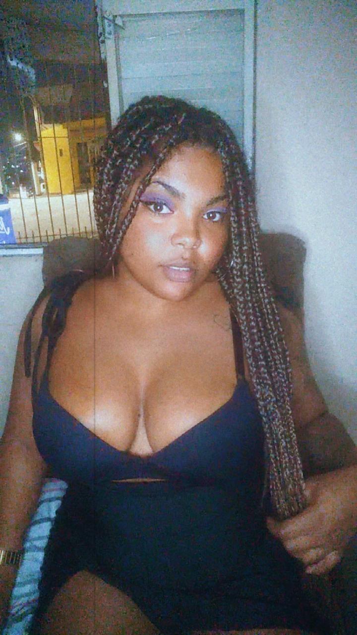 Badgirl741 live from Brazil