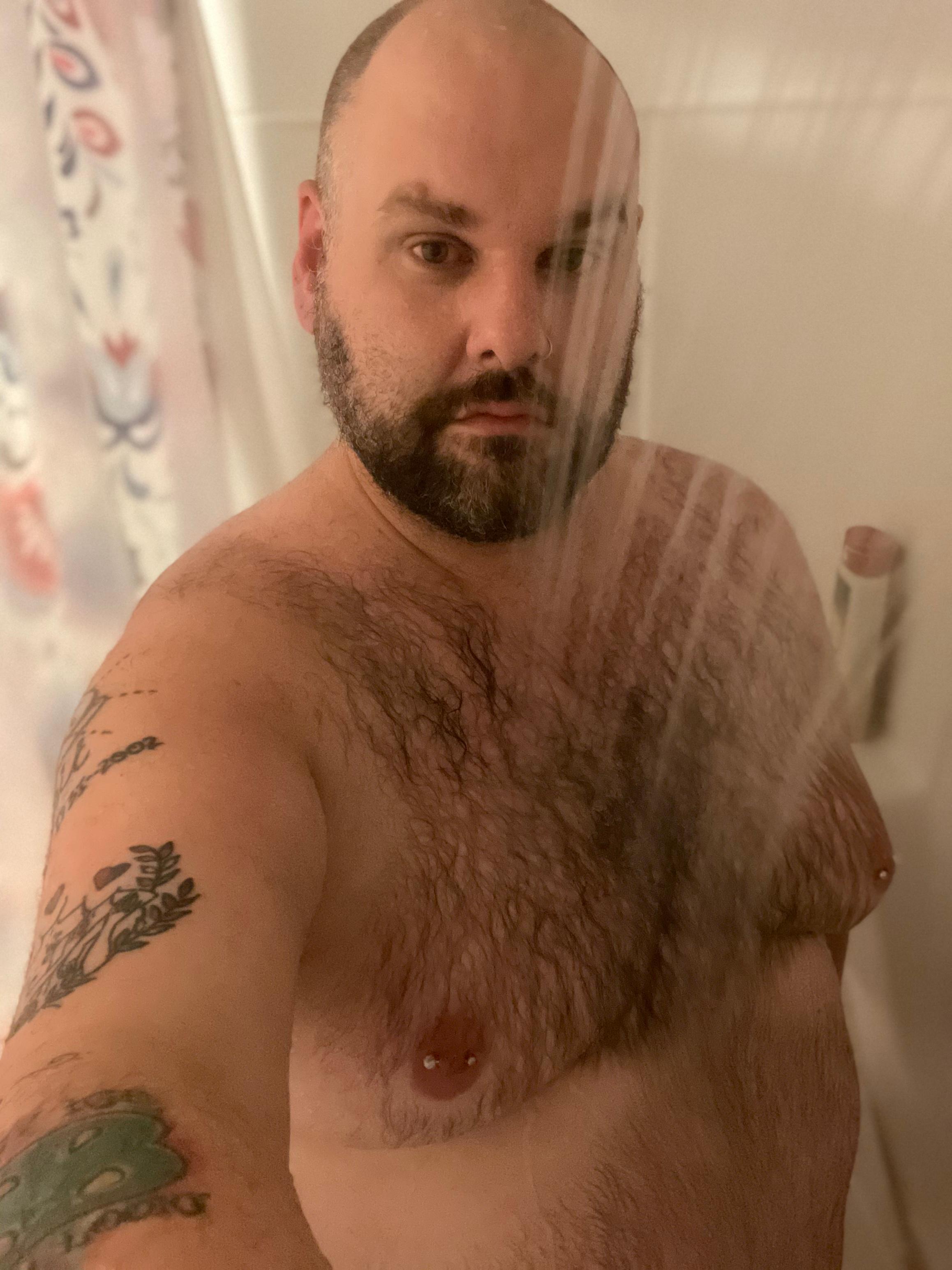 BearfootCanada live from Canada