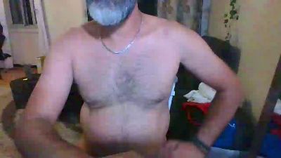 Beargaytr live from France
