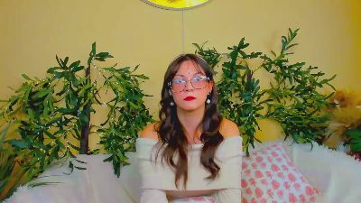 CharleenCalder live from United States