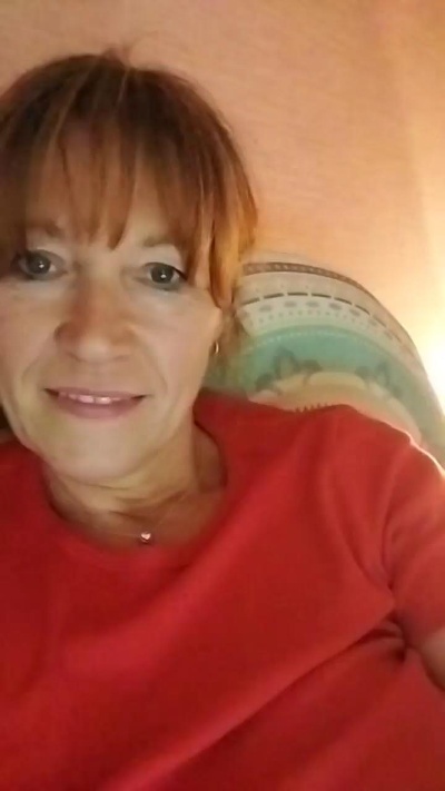 Cumonme17 live from United Kingdom