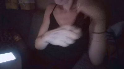 CuteNymfo live from Belgium