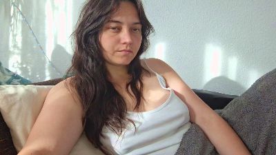Cyndee_Winter live from United States