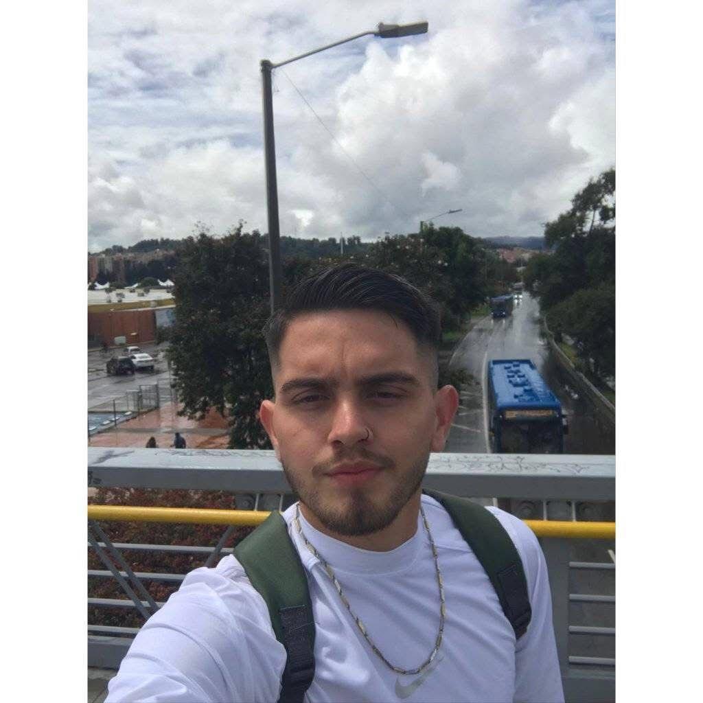 Damian_valor_ live from Colombia