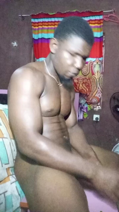 Desy2283 live from Nigeria