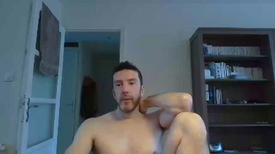 FRbottomdude live from France