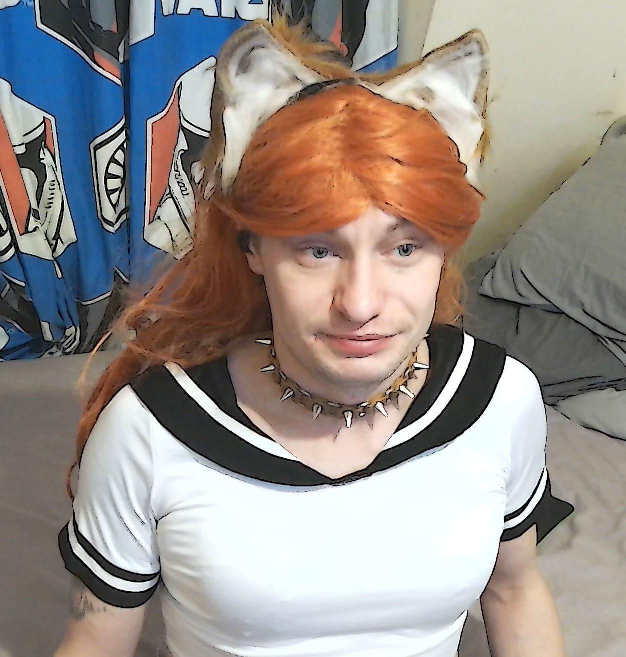 FoxyCross live from United Kingdom
