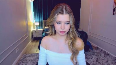 GlamorousGirll live from Serbia