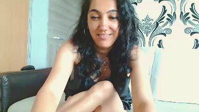 HotSpicyMiss live from Romania