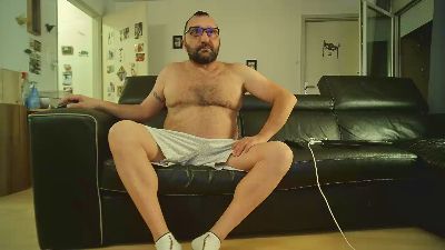 JoeNix72 live from Switzerland