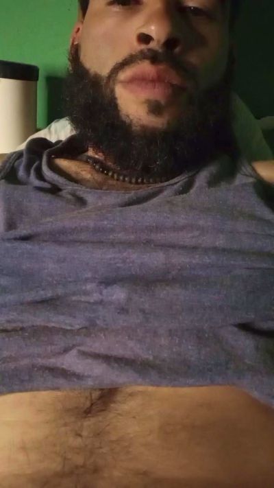 Juanpolla27 live from Argentina