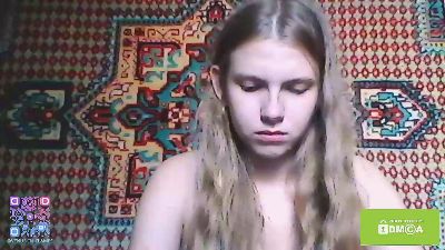 JulieFaines live from Netherlands