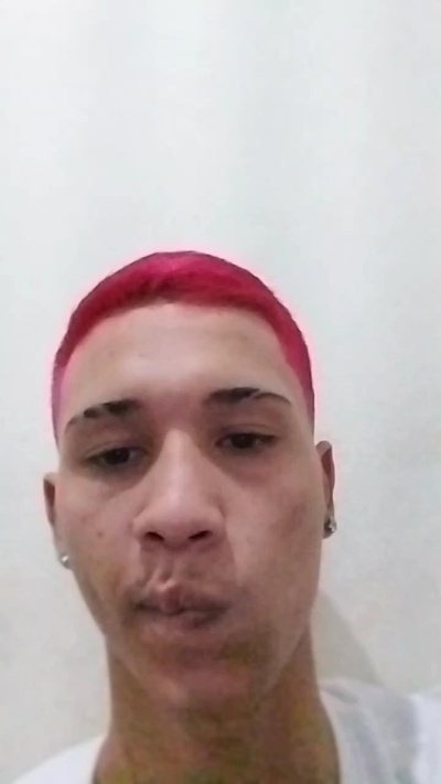 Kyanrlq live from Brazil