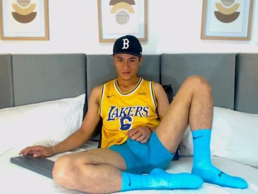 Liam_stallion live from Colombia