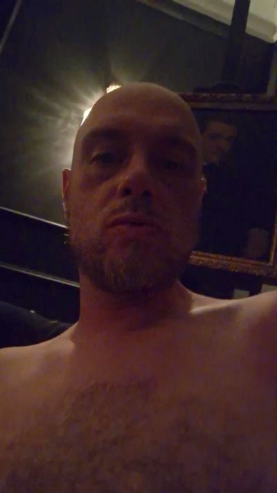 LickasBelgium live from Belgium