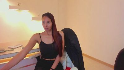 Linda_rosa01 live from United States