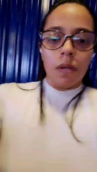 LollaBunny26 live from Brazil
