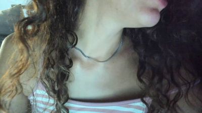 MartesBratty live from Spain